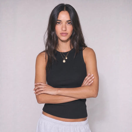 Women Crewneck Ribbed Tank Top - Black